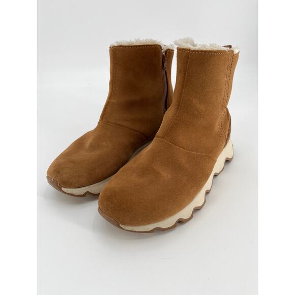 Sorel Women's Kinetic Short Boots Sz 6 Camel Brown Suede Fleece Lined Ankle - Picture 1 of 10